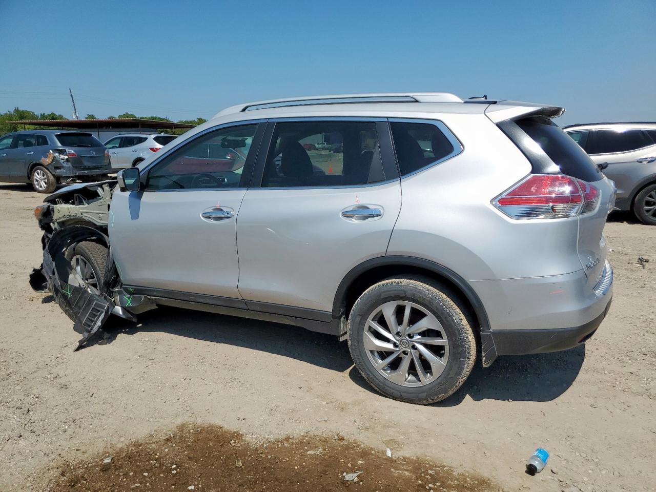 2015 NISSAN ROGUE