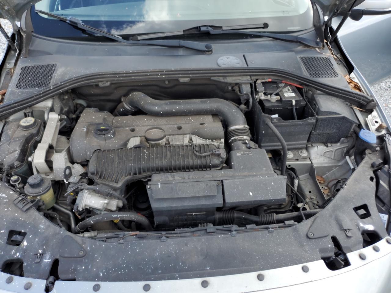 2013 VOLVO S60