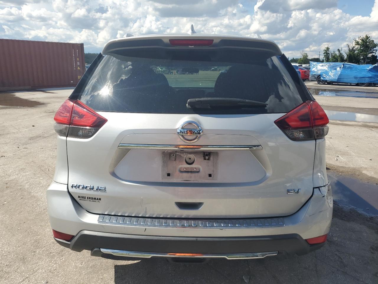 2017 NISSAN ROGUE