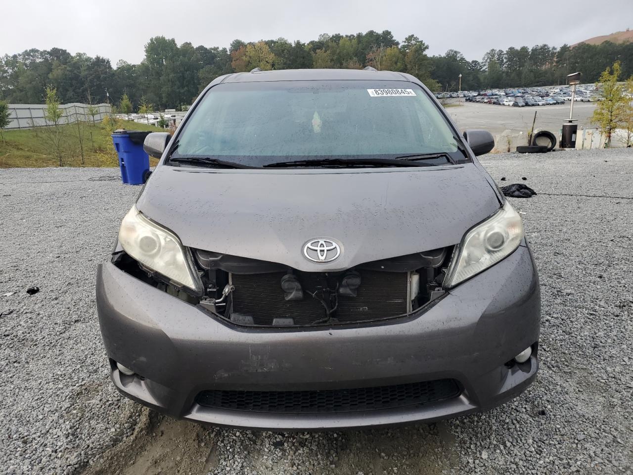 2017 TOYOTA SIENNA