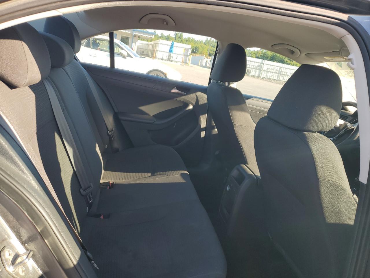 2015 VOLKSWAGEN JETTA