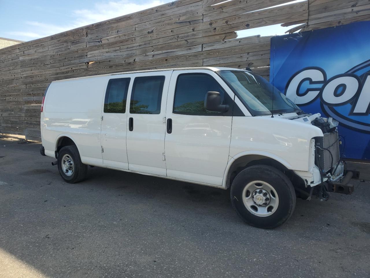 2022 CHEVROLET Express 3500