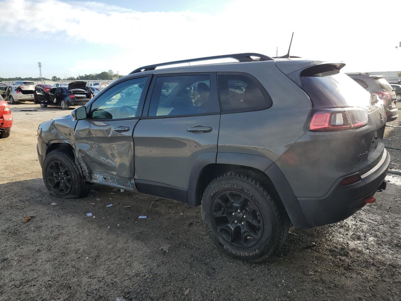 2022 JEEP CHEROKEE
