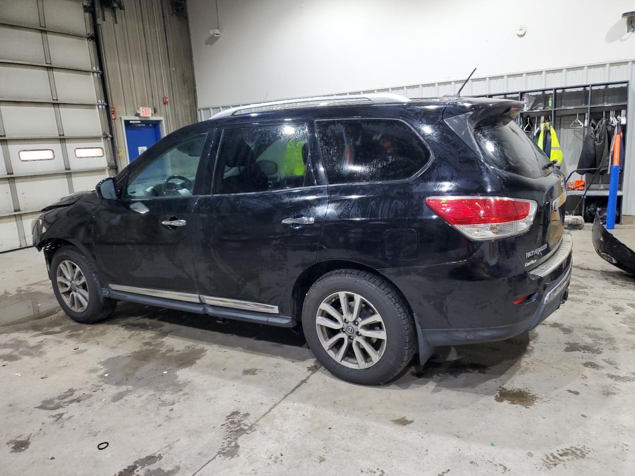 2014 NISSAN PATHFINDER
