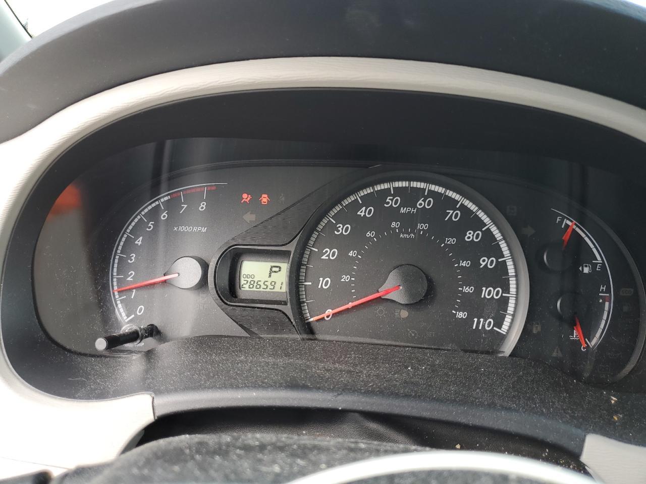 2013 TOYOTA SIENNA