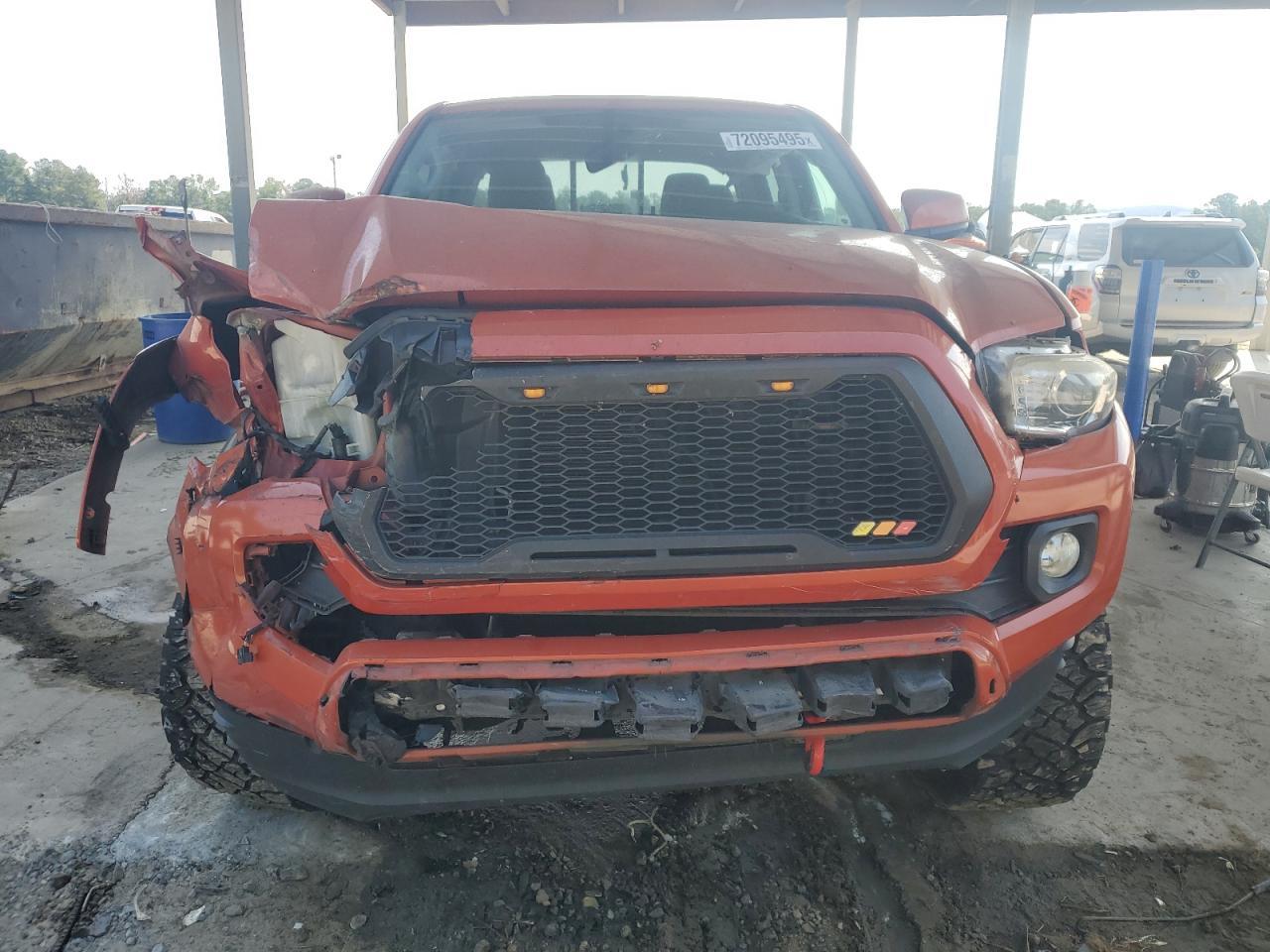 2016 TOYOTA TACOMA