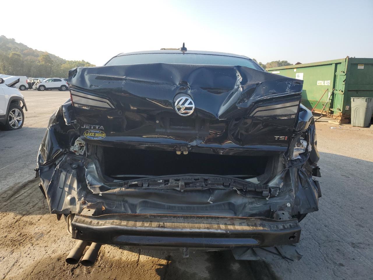 2016 VOLKSWAGEN JETTA