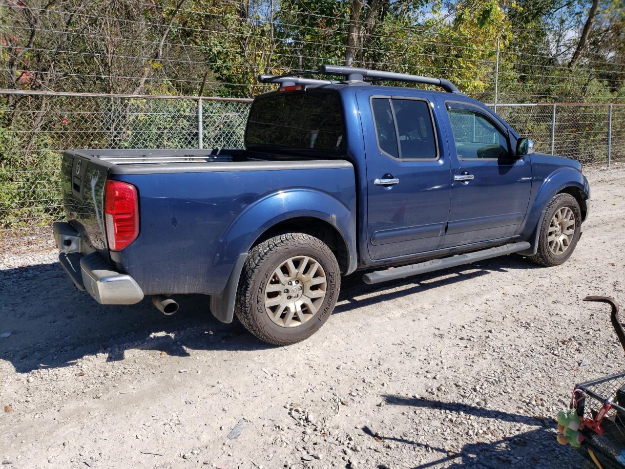 2011 NISSAN Frontier
