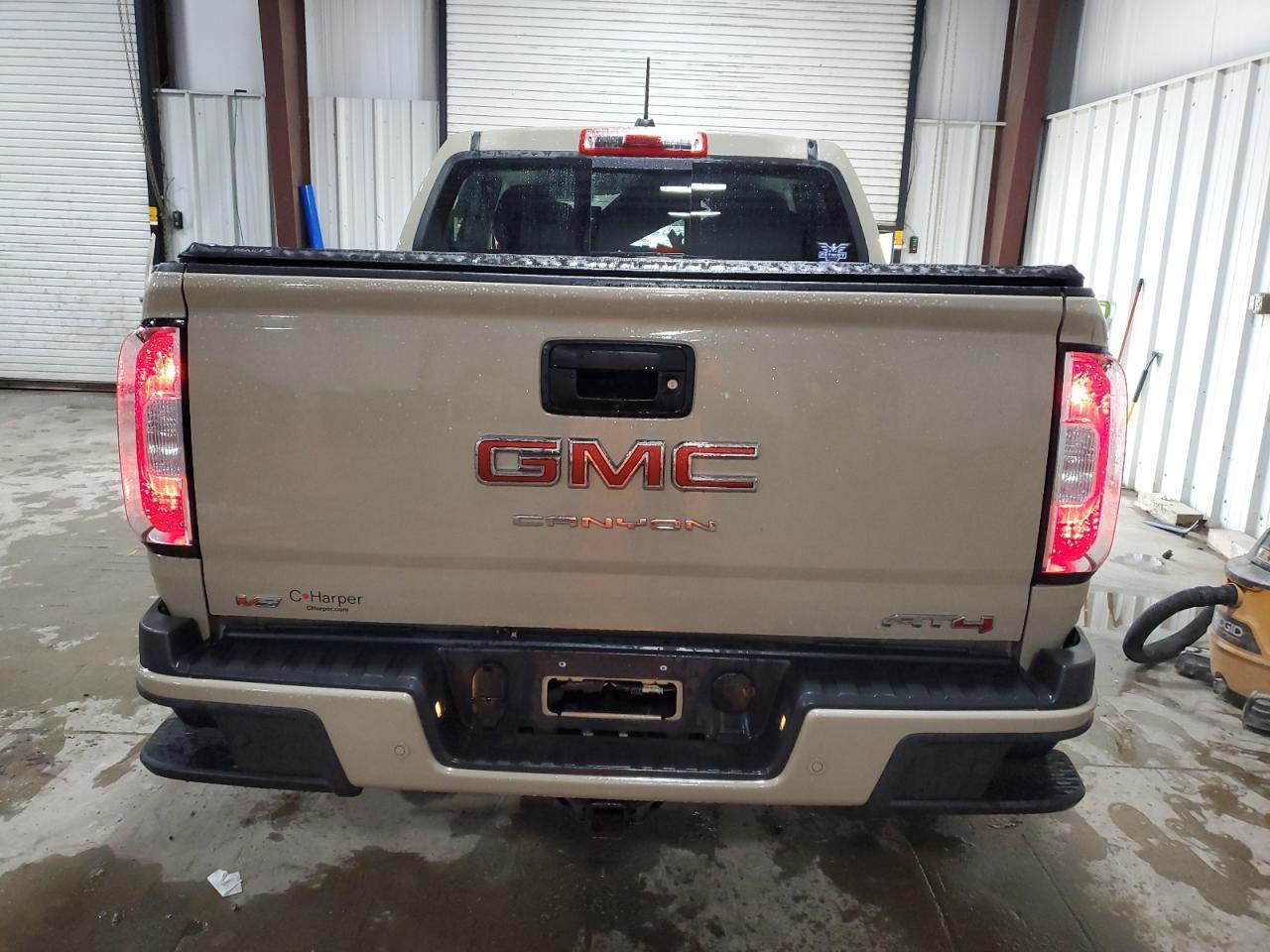 2022 GMC CANYON