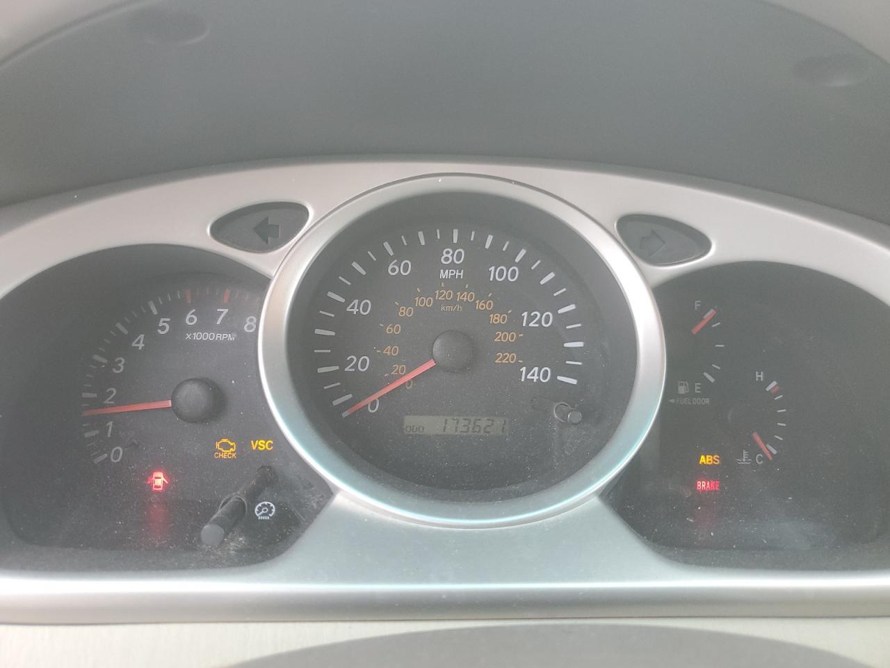 2005 TOYOTA HIGHLANDER