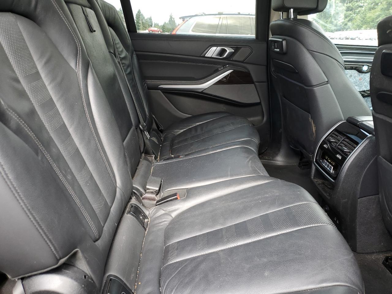 2019 BMW X7