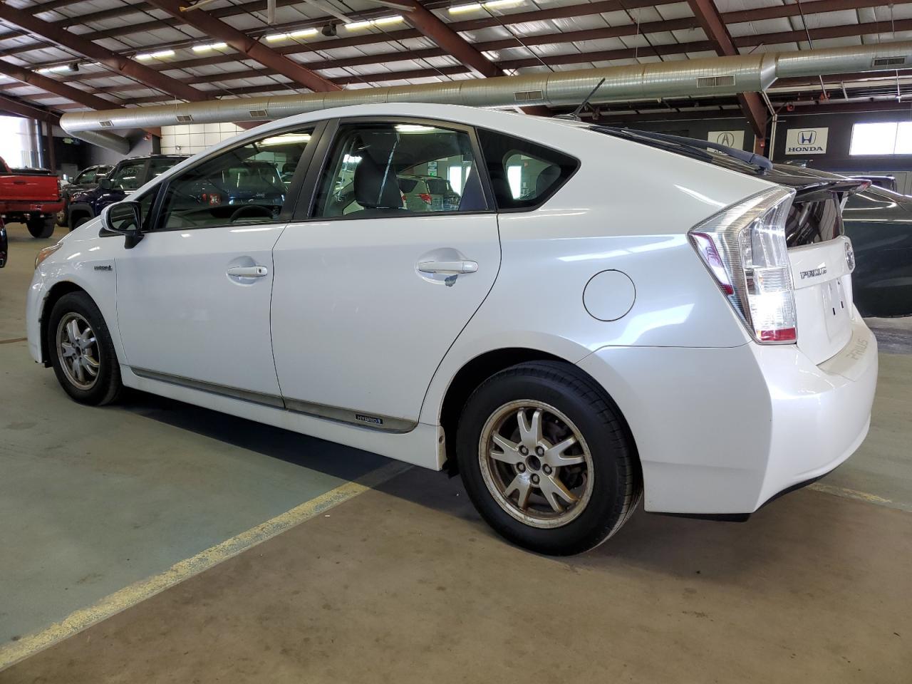 2011 TOYOTA PRIUS