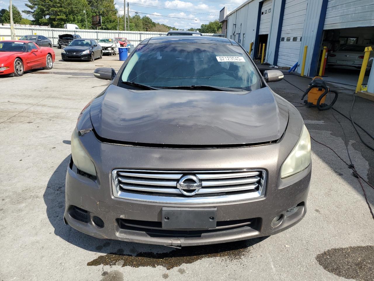 2012 NISSAN Maxima