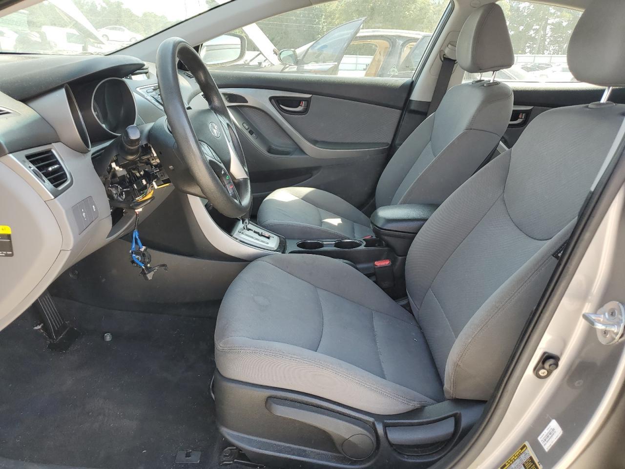 2011 HYUNDAI ELANTRA