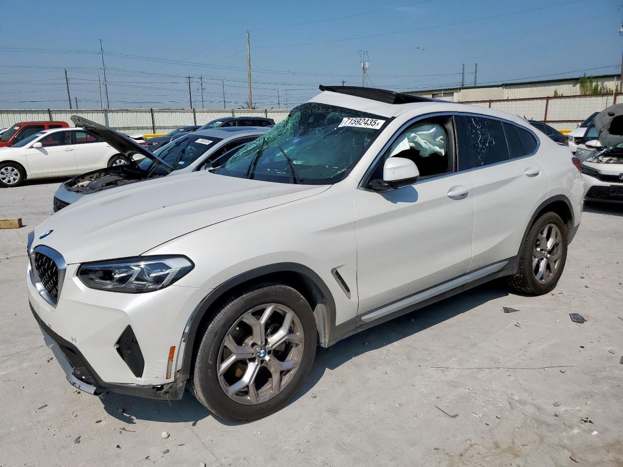 2022 BMW X4