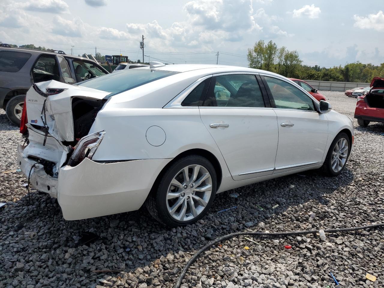 2017 CADILLAC XTS