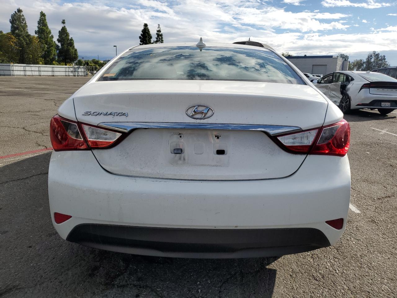 2014 HYUNDAI SONATA