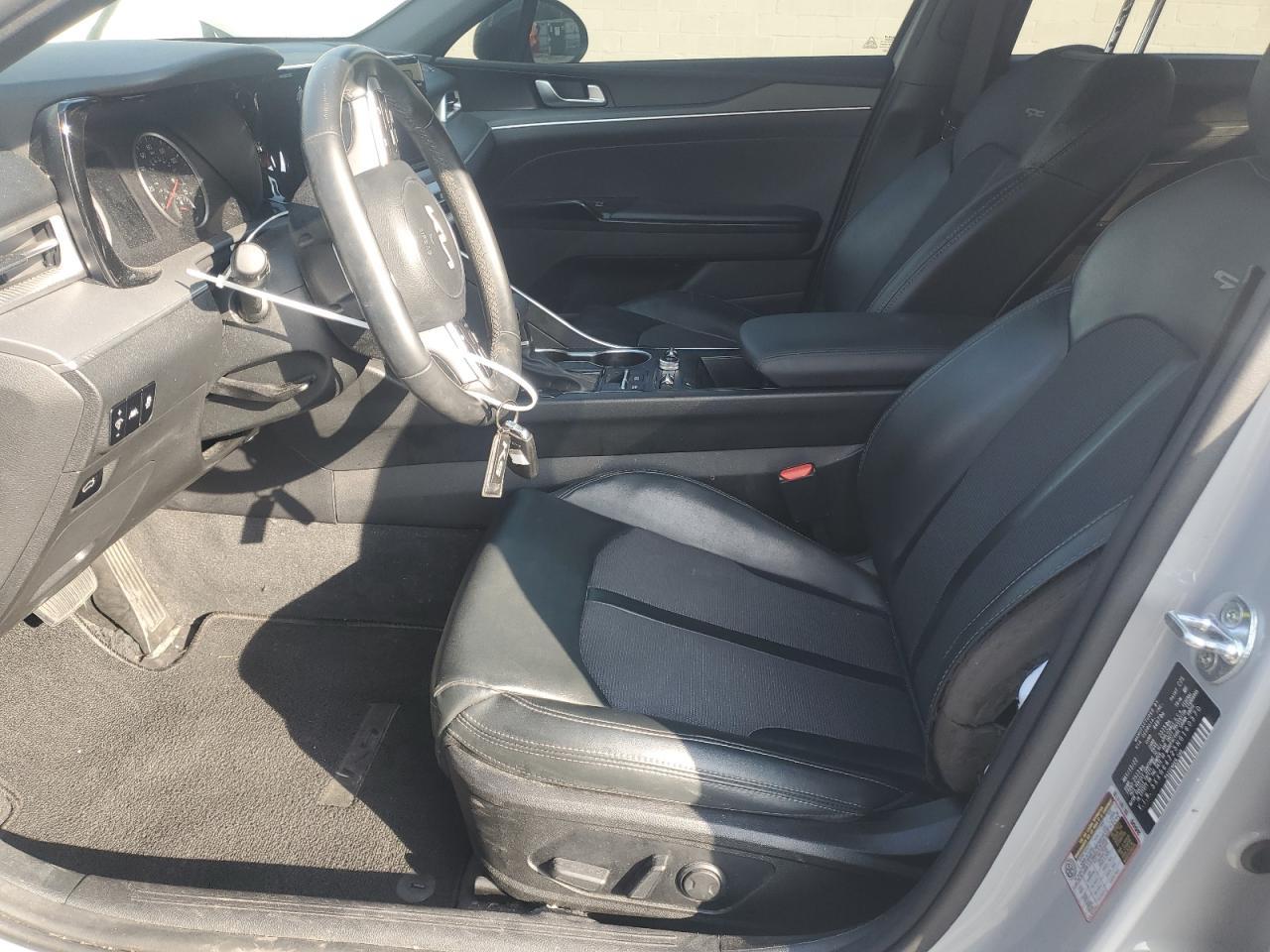 2022 KIA K5
