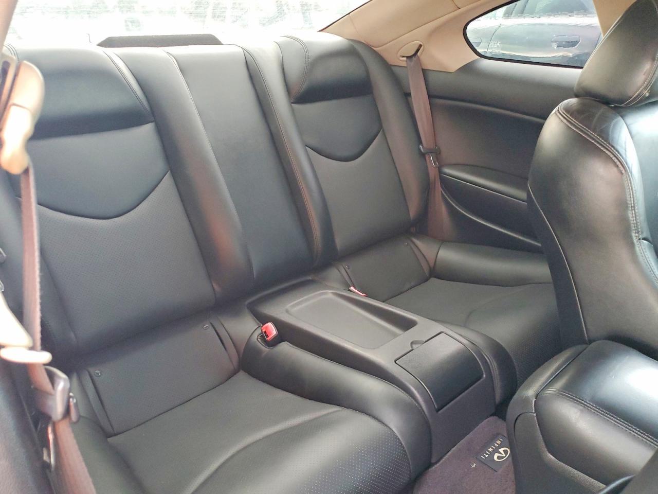 2012 INFINITI G37