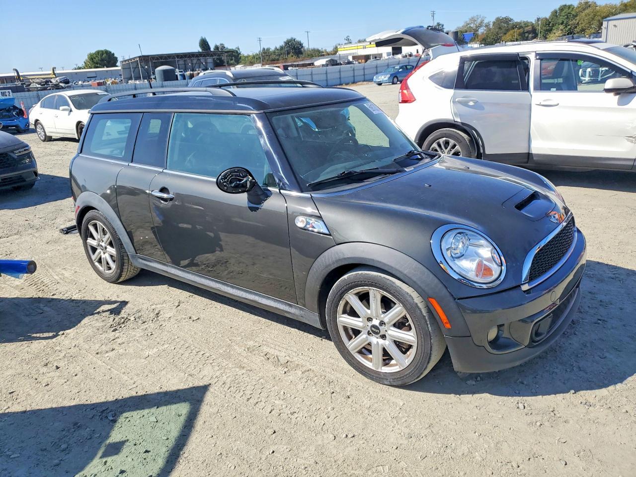 2011 MINI COOPER