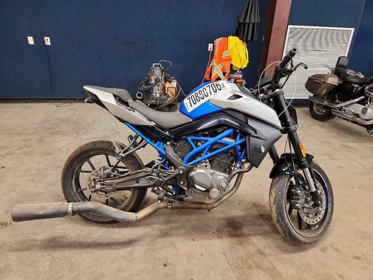 2022 CF MOTO 300nk