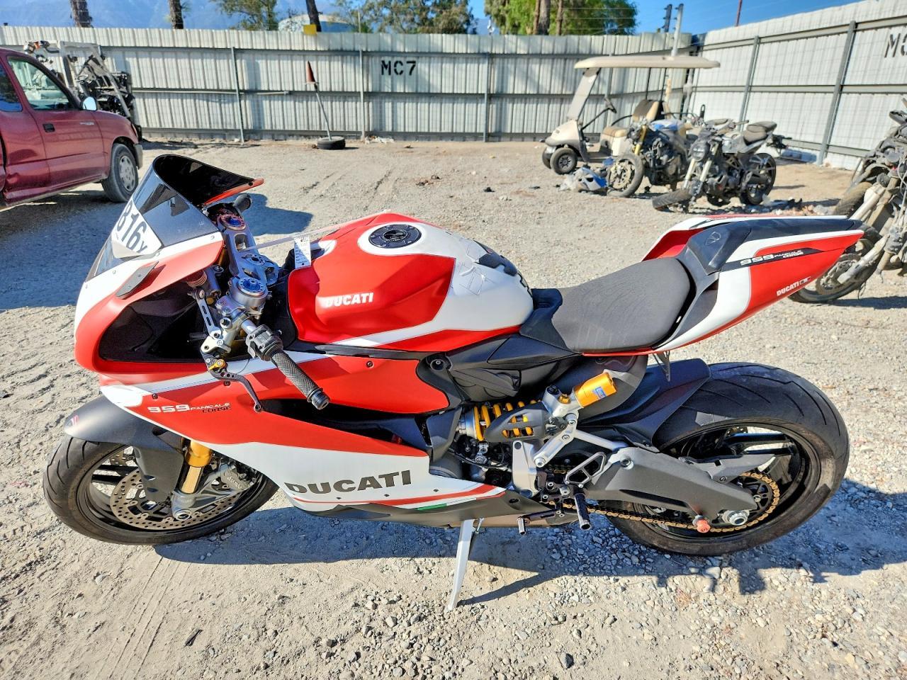 2018 DUCATI SUPERBIKE
