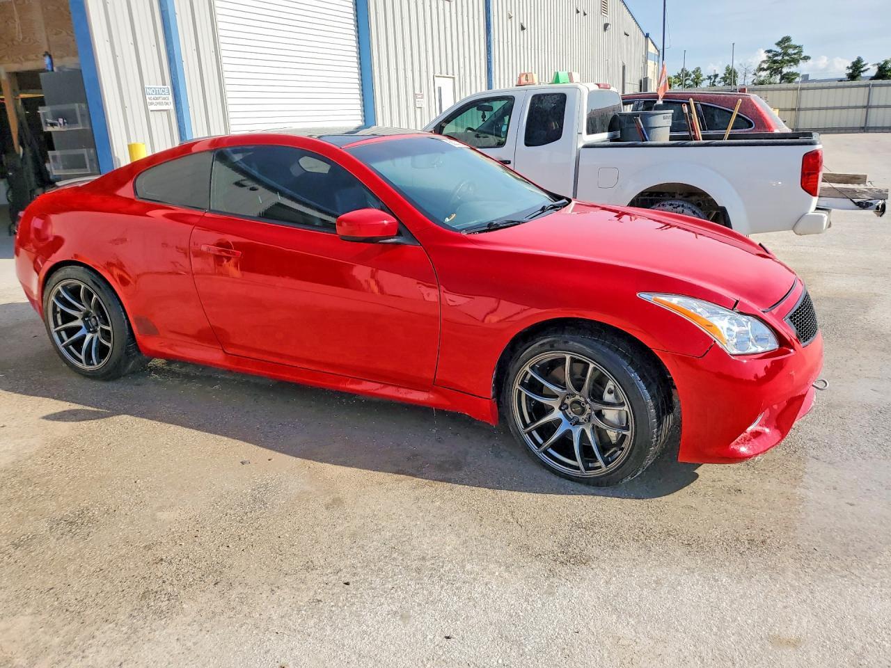 2012 INFINITI G37