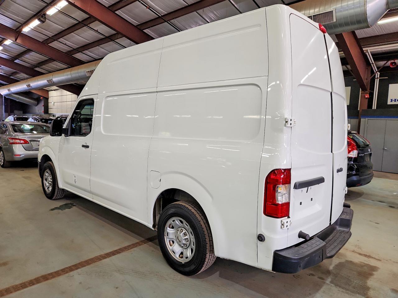 2018 NISSAN Nv