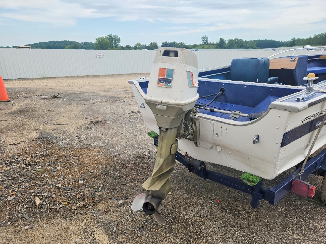 1972 Startcraft Boat