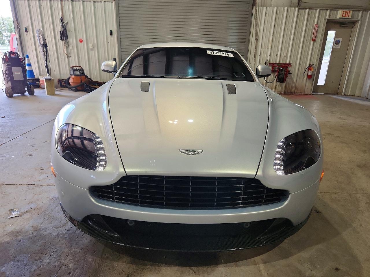 2016 Aston Martin V8 Vantage