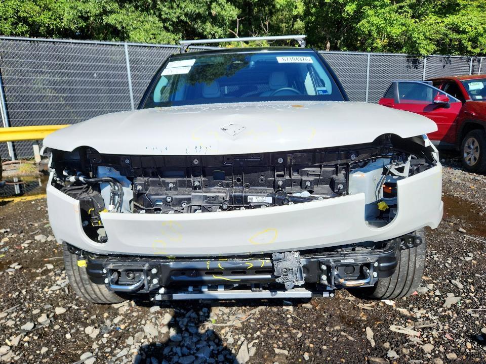 2023 RIVIAN R1s