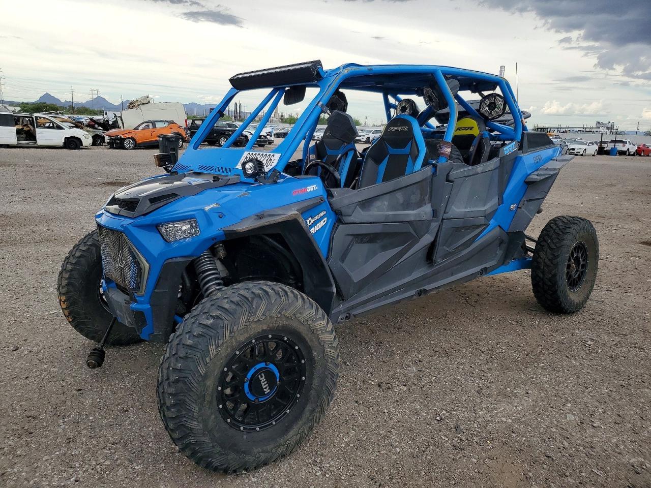 2018 POLARIS Rzr