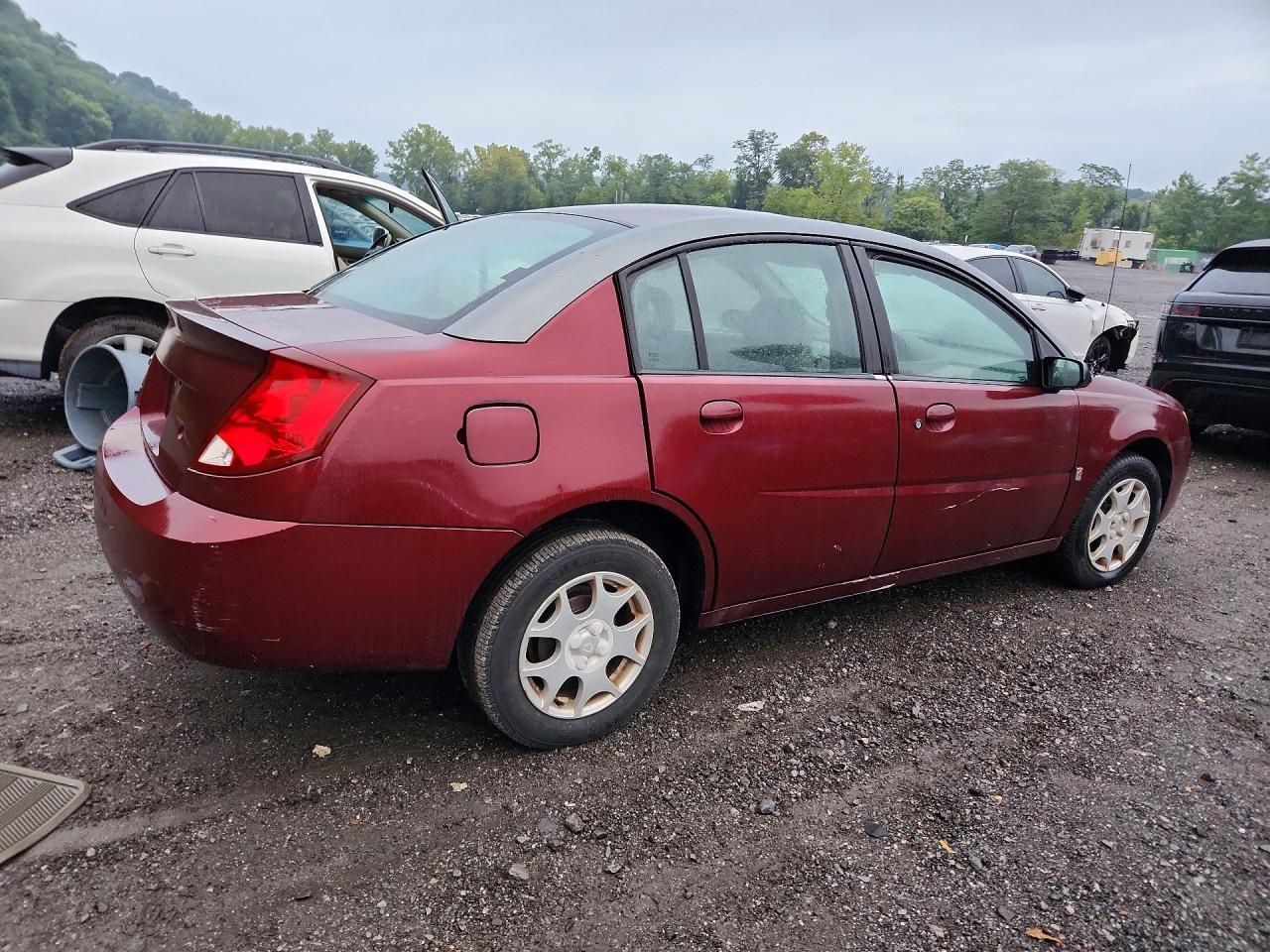 2003 SATURN Ion