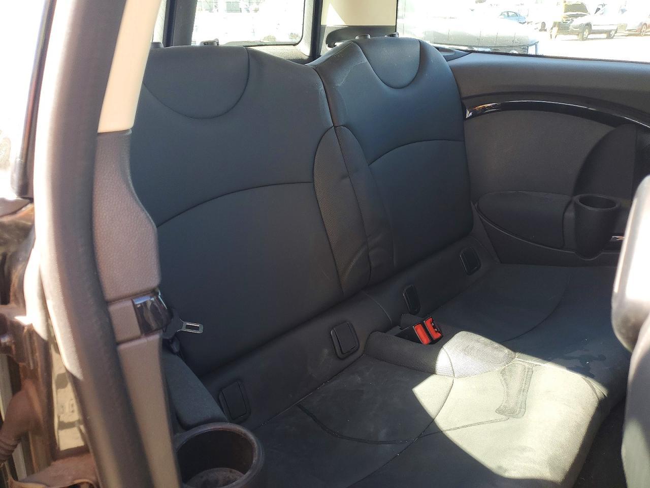 2011 MINI COOPER