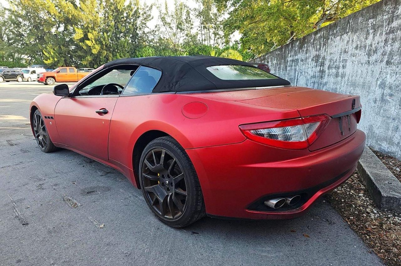 2011 MASERATI GranTurismo