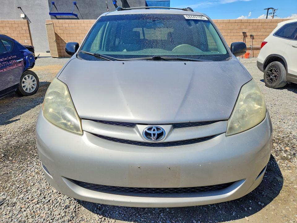 2006 TOYOTA SIENNA