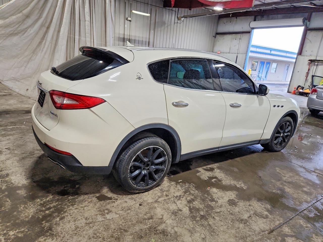 2017 MASERATI Levante