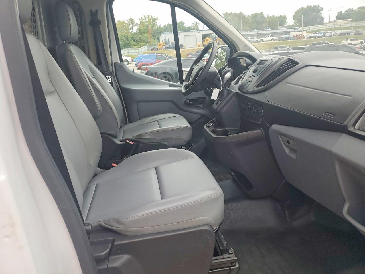 2018 FORD Transit