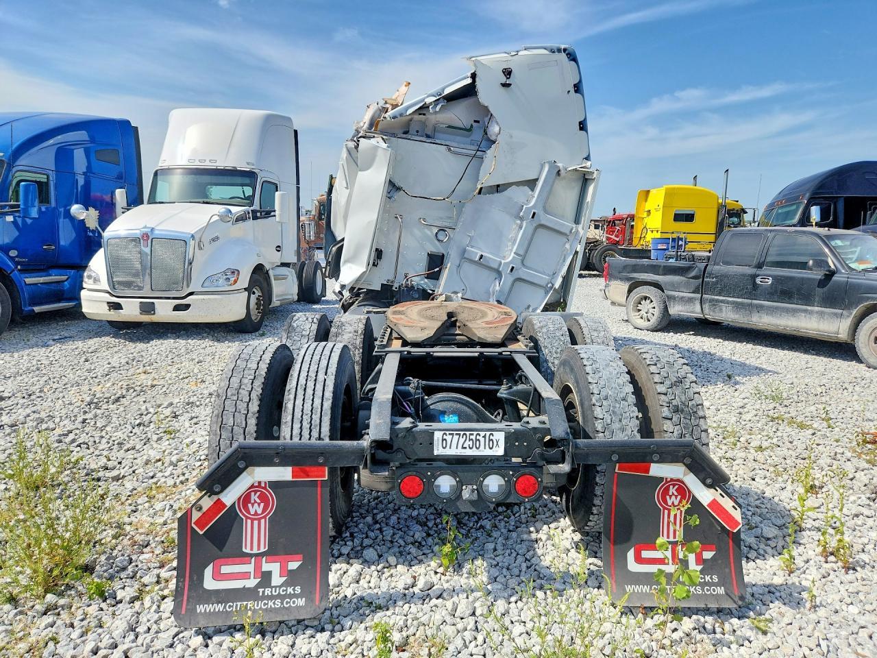 2025 KENWORTH T680