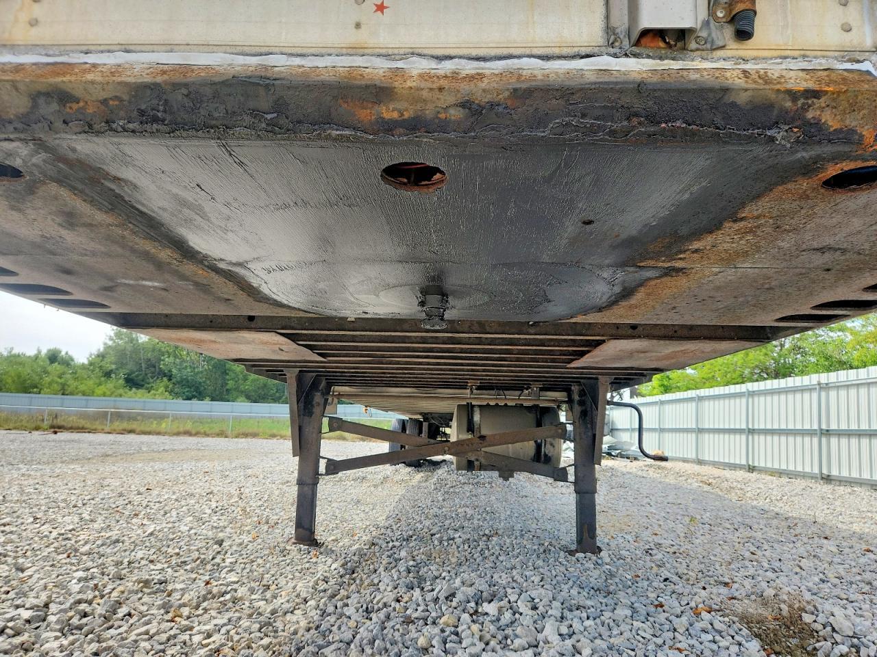 2016 UTILITY TRAILER