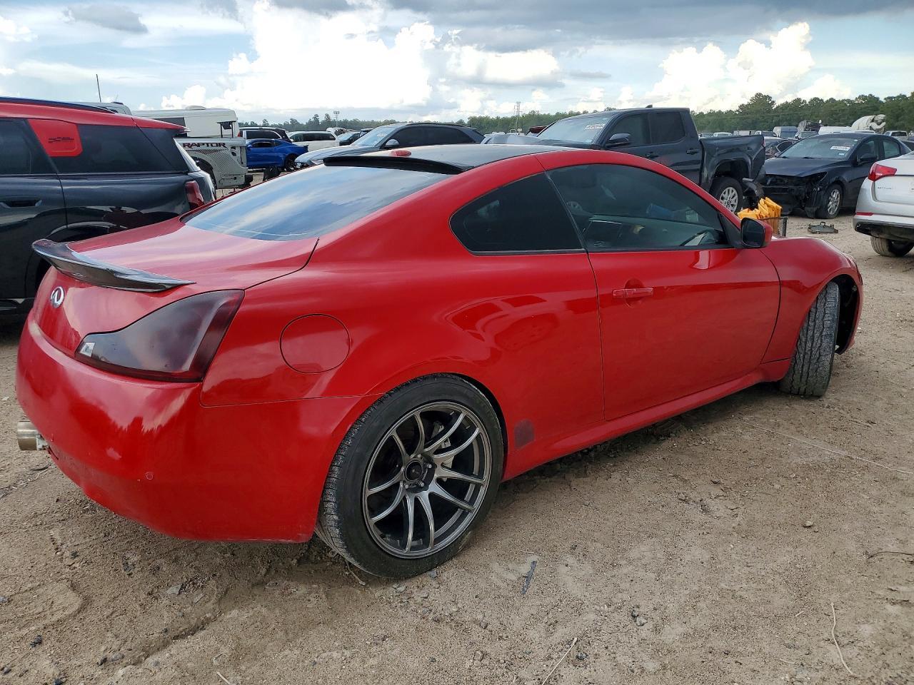 2012 INFINITI G37
