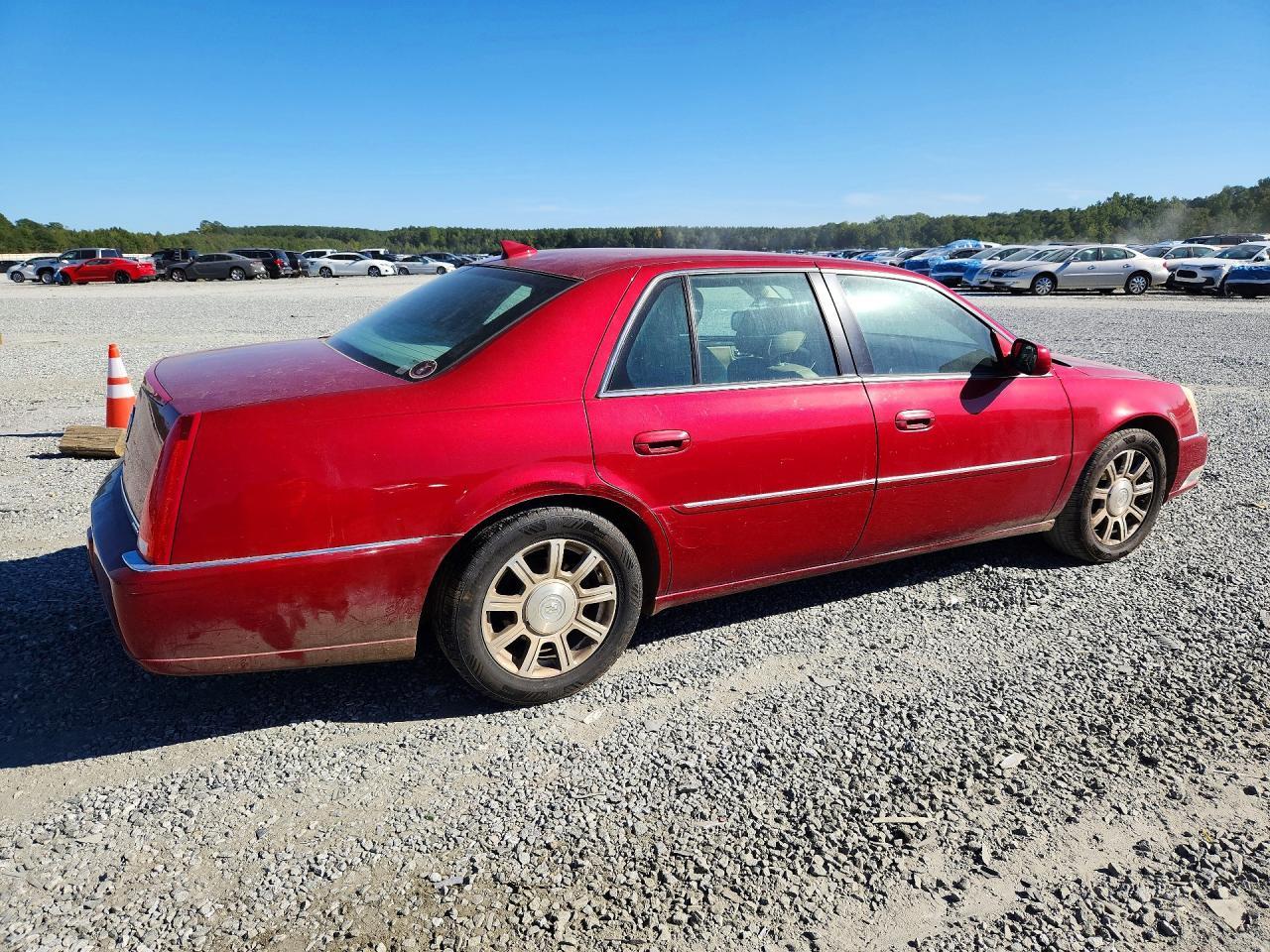 2011 CADILLAC DTS