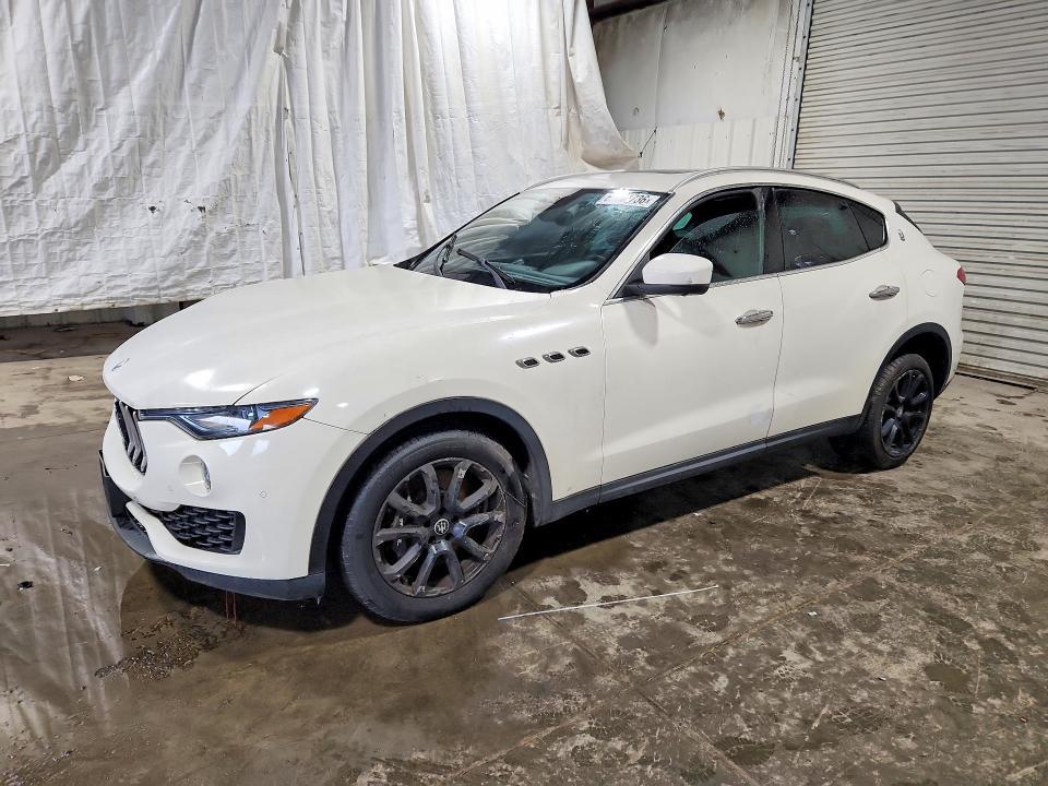 2017 MASERATI Levante