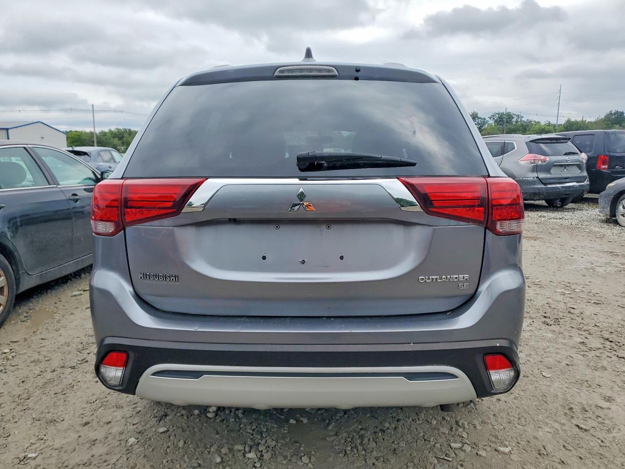 2019 MITSUBISHI outlander