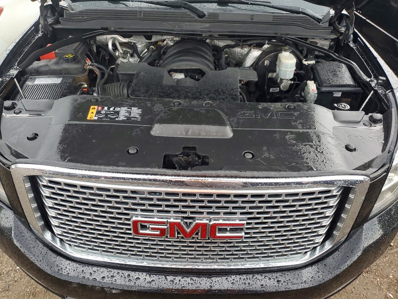 2017 GMC Yukon