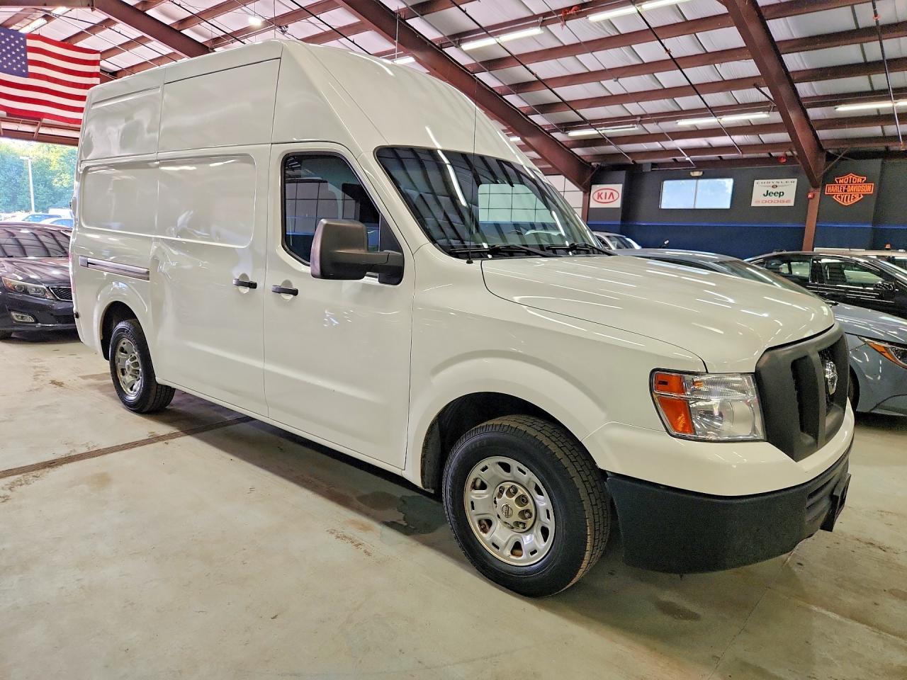 2018 NISSAN Nv