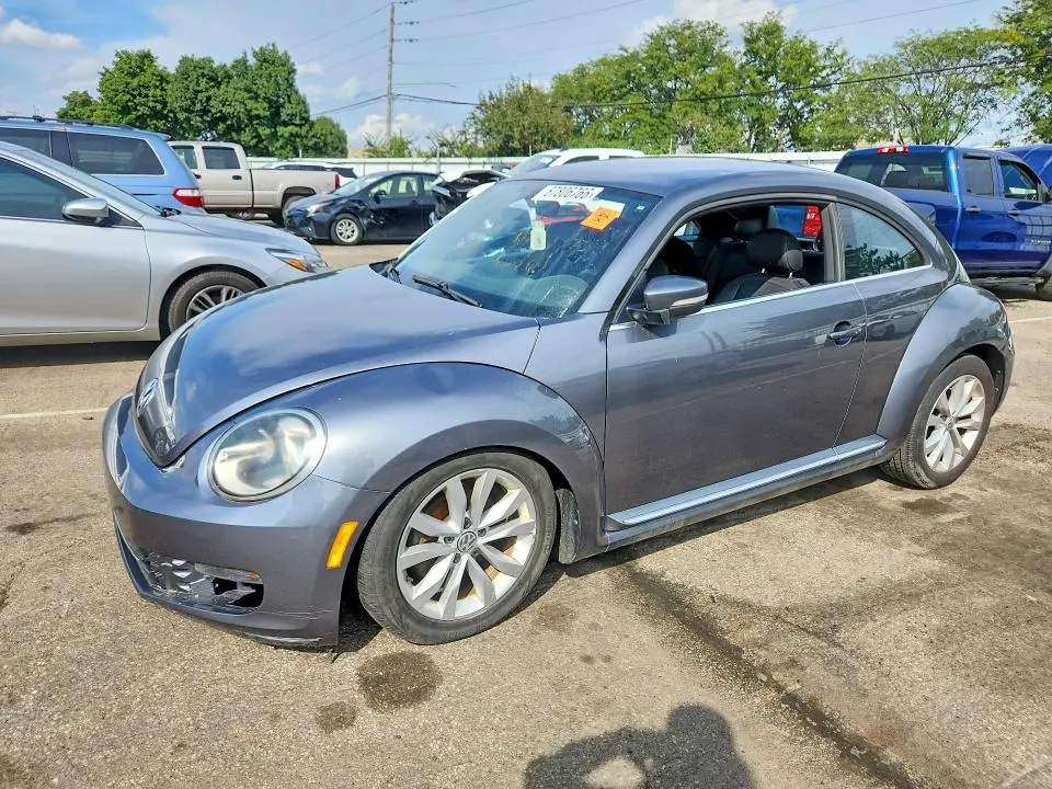 2014 VOLKSWAGEN Beetle