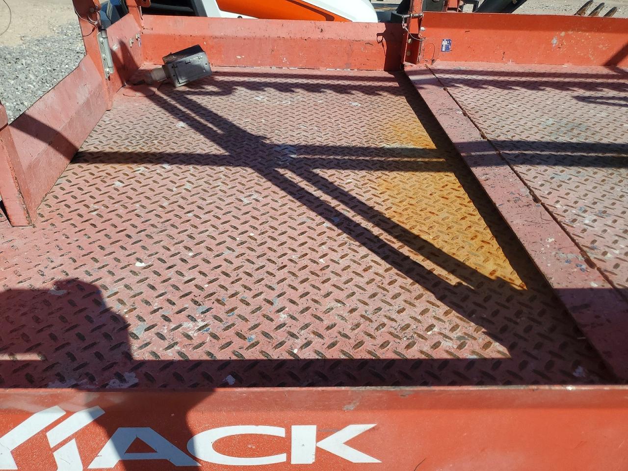 2017 SKYJACK Sj6832rt