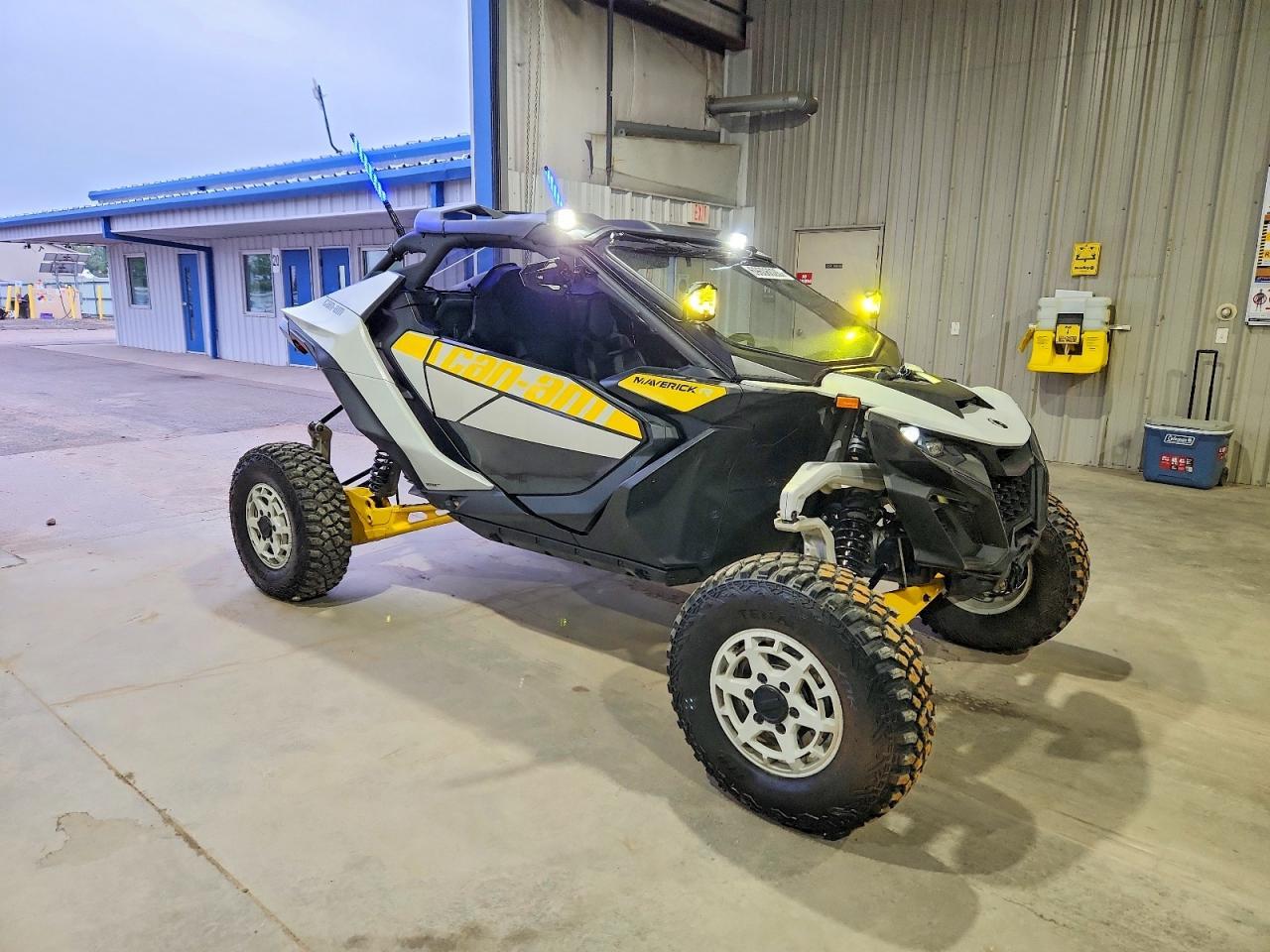 2024 CAN-AM Maverick