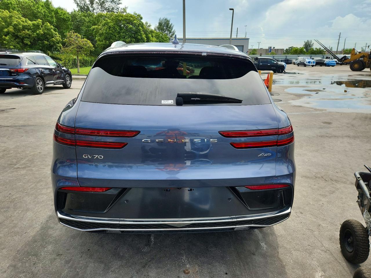 2026 GENESIS GV70